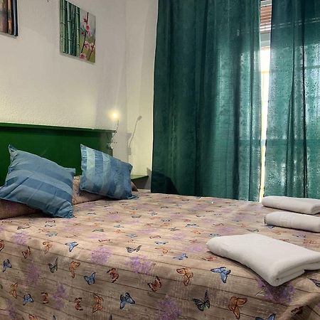 Pension Giraldilla Sevilla Kültér fotó